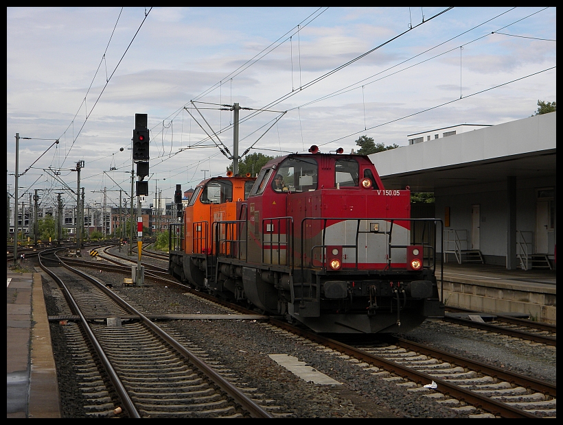 V 150.05 mit einer Unbekannten Lok in Hannover Hbf