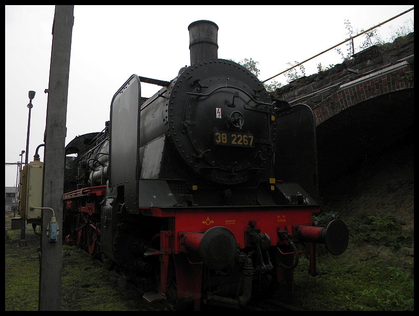 38 2267 im Bw Krefeld